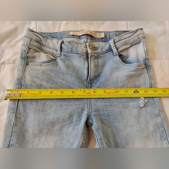 Zara Premium Wash Skinny Jeans (Light Stonewashed Denim) 💙 👖 (Size 2) - Picture 8 of 16